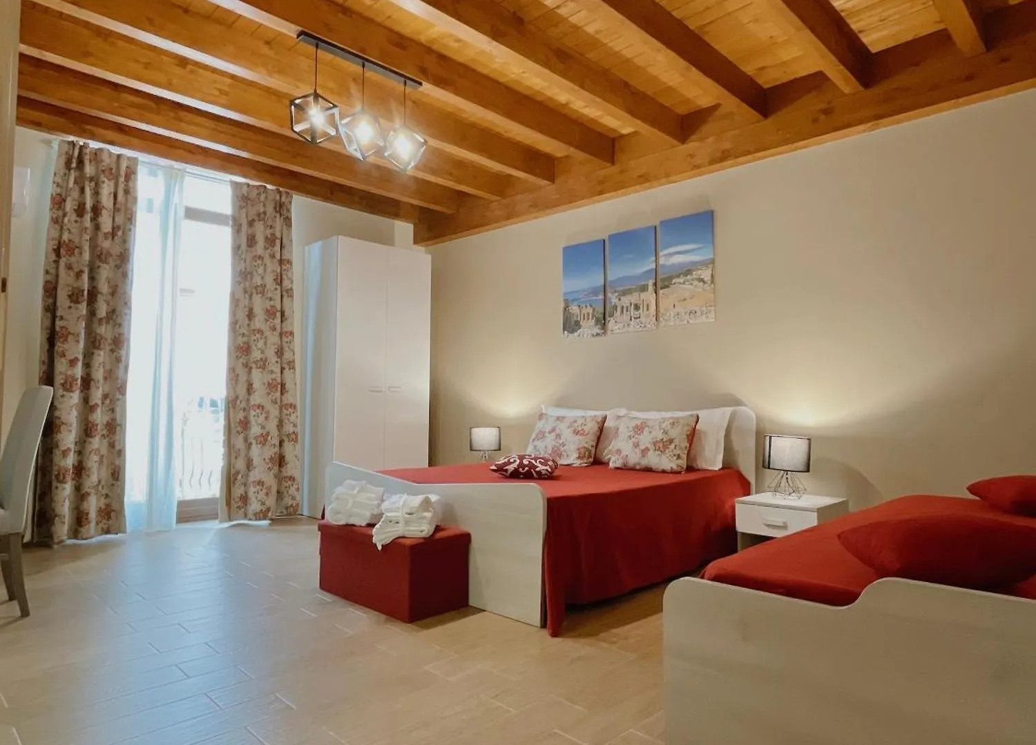 La Vie Fuille Bed&Breakfast Riposto 0*,